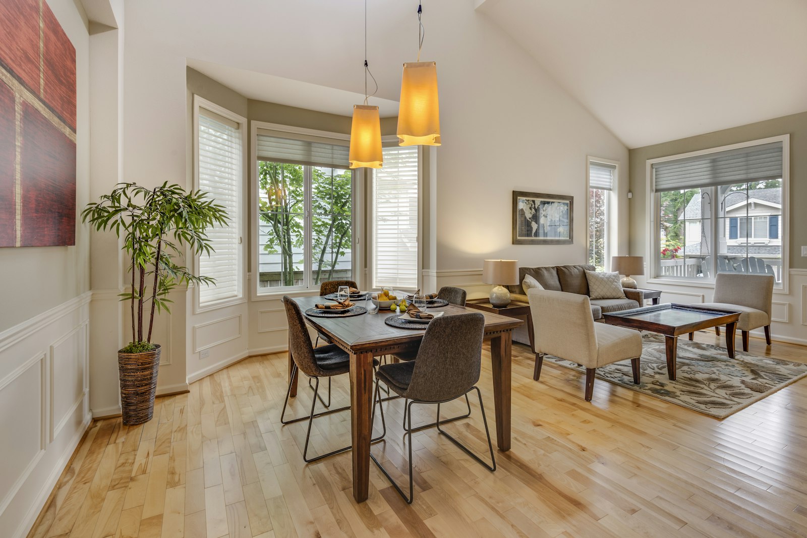 Dining area with bay window