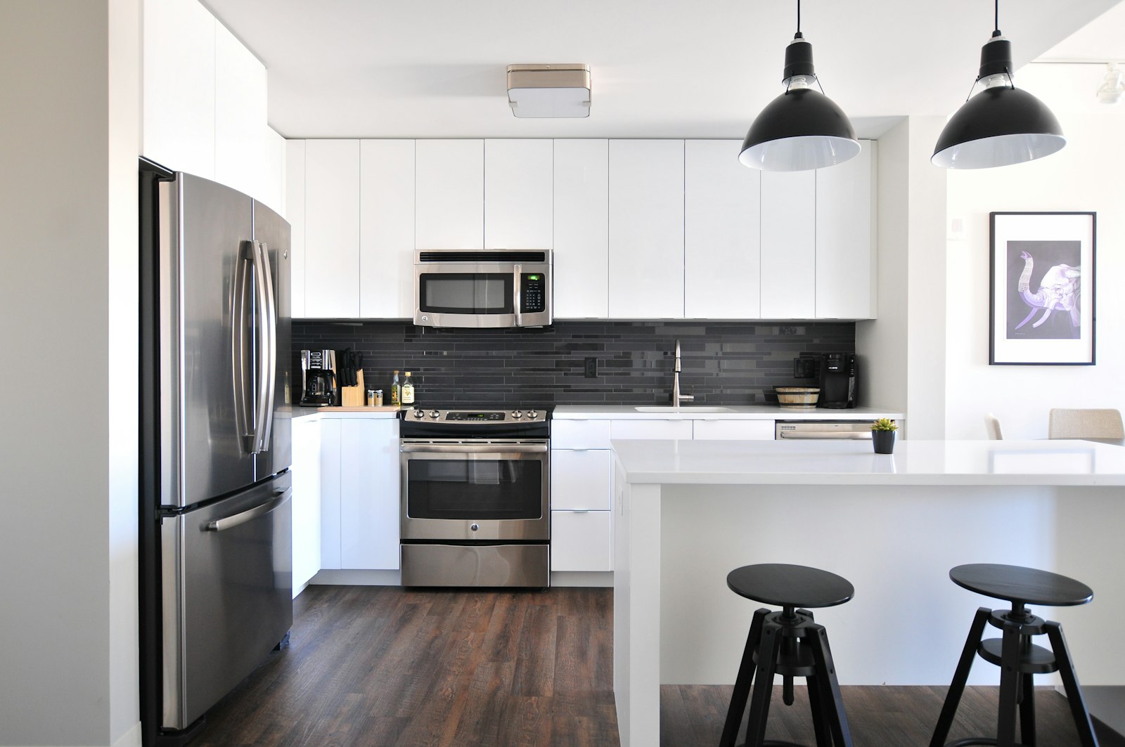 Kitchen with island