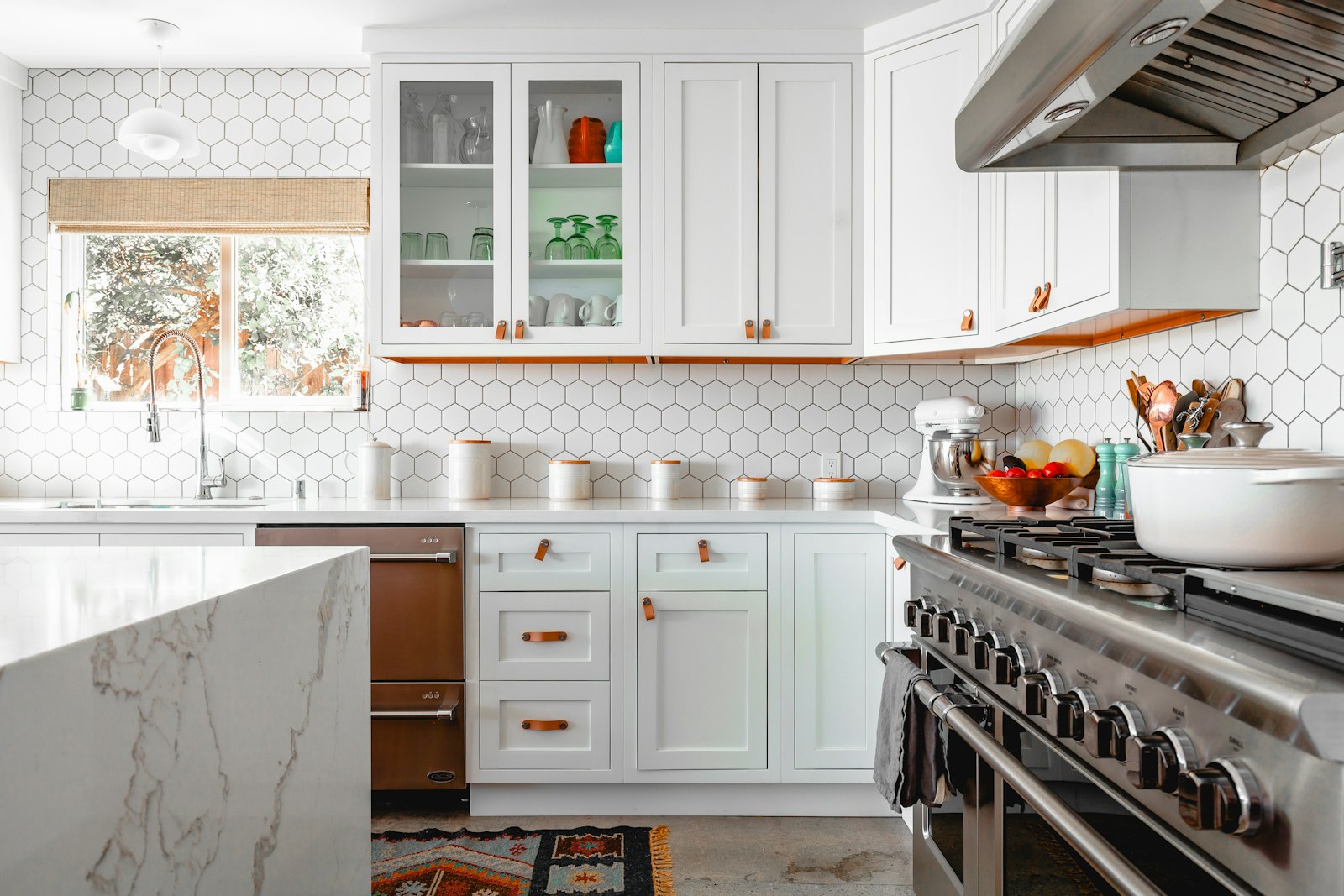 White kitchen